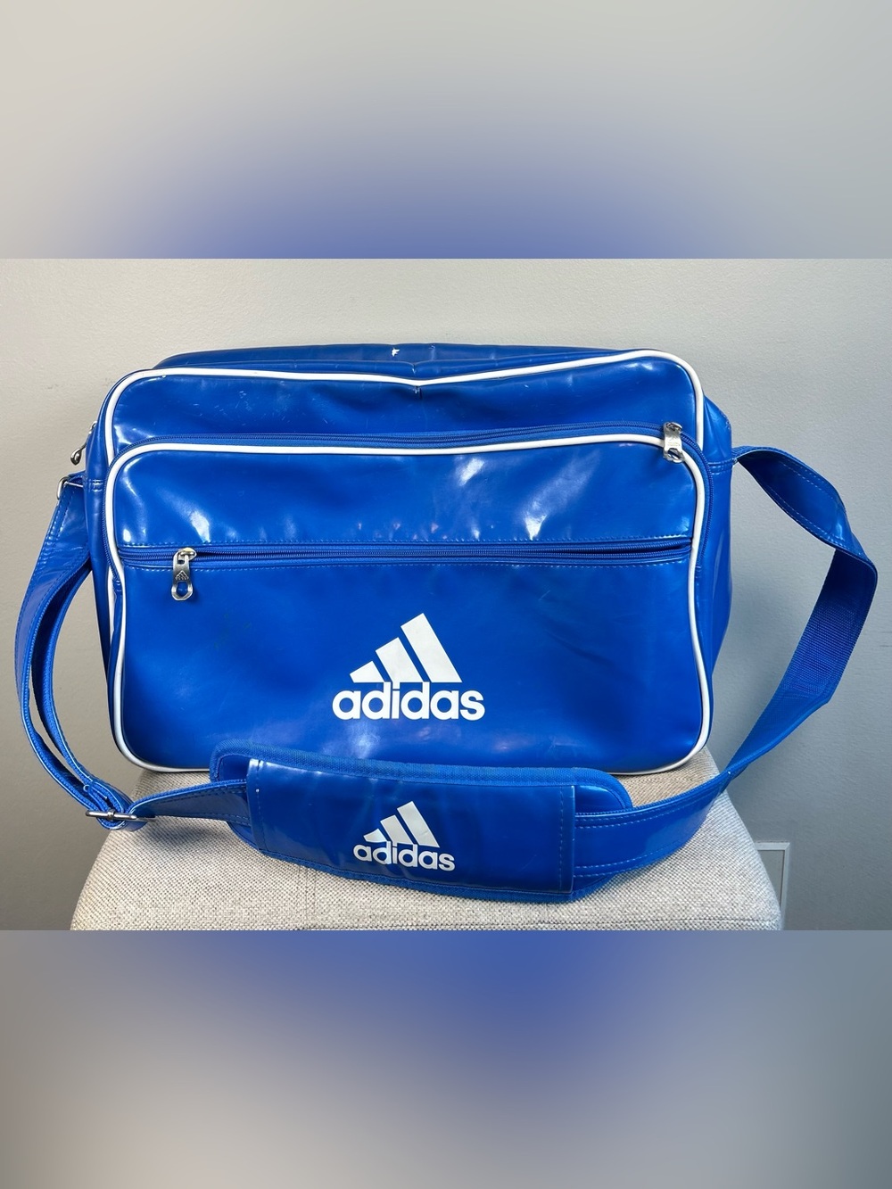 Adidas Unisex Laptop Messenger Bag Blue Soccer Bag Shoulder Strap Glossy 2010